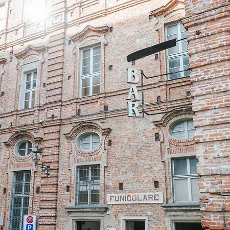 Casa Marco アパート モンドヴィ